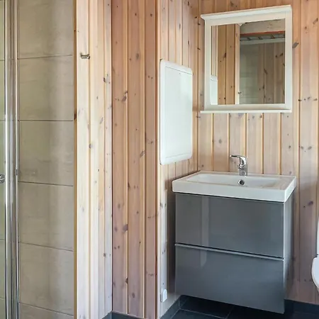Stunning In With Kitchen Holiday home Alen