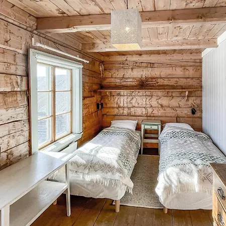 3 Bedroom Cozy In Alen