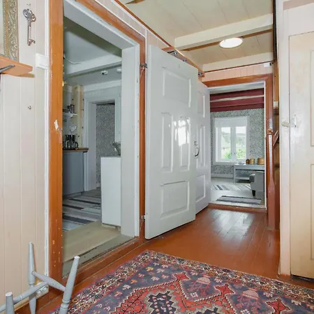 3 Bedroom Cozy In Alen