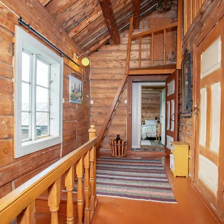 3 Bedroom Cozy In